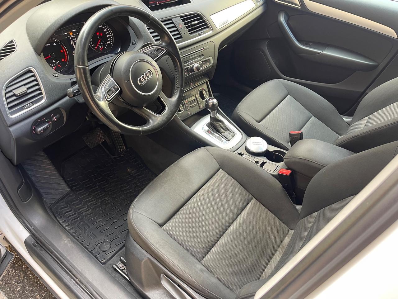 Audi Q3 2.0 TDI 150 CV quattro S tronic Sport