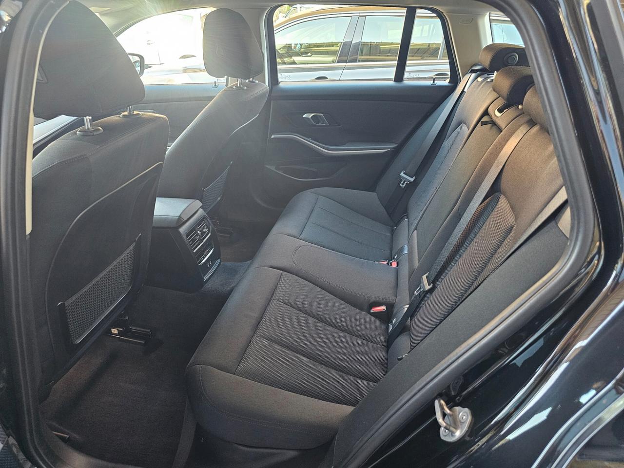 Bmw 320d 48V xDrive Touring Business Advantage