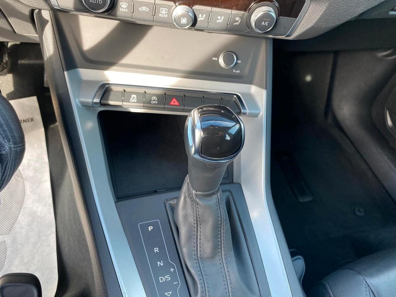 Audi Q3 35 TDI S tronic Bus. Advanced Pelle/LED 2020