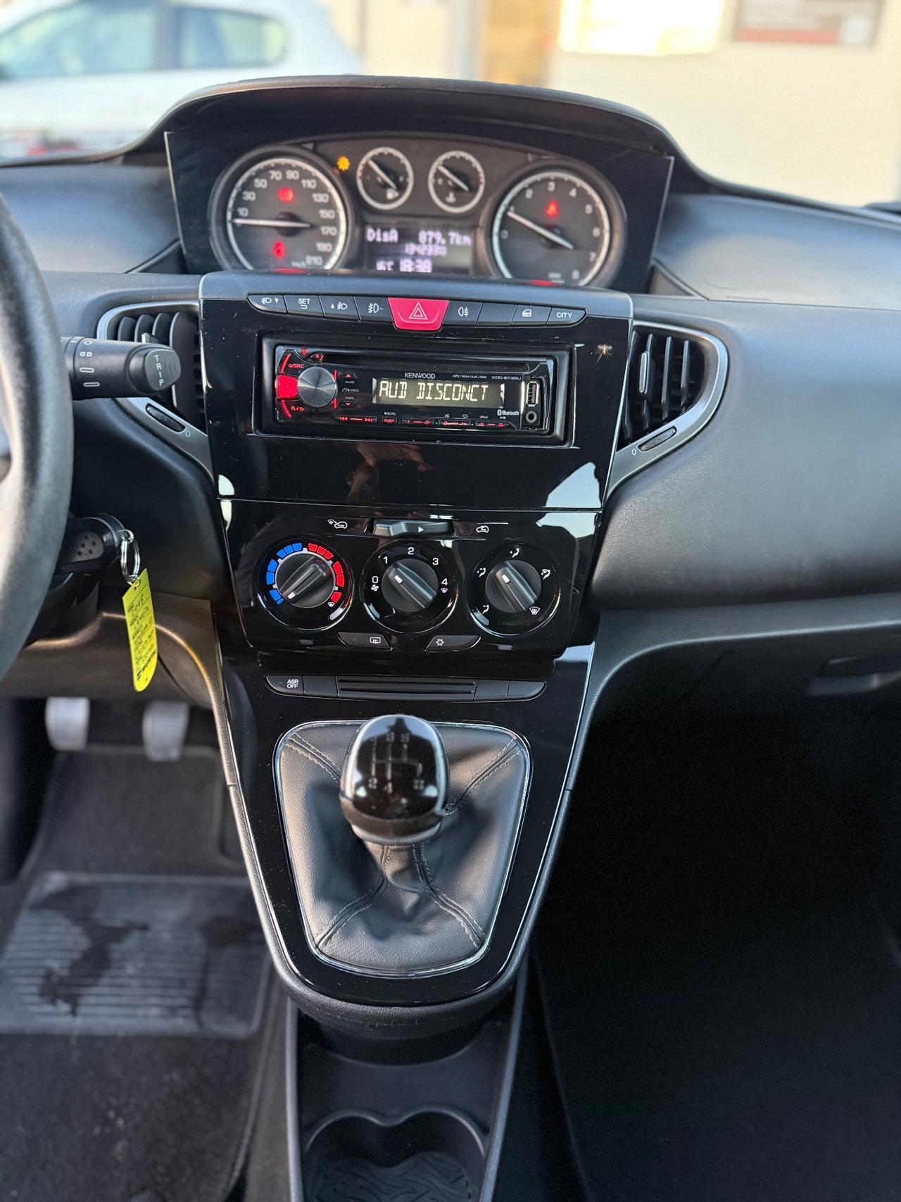 Lancia Ypsilon 1.2 69 CV 5 porte Elefantino