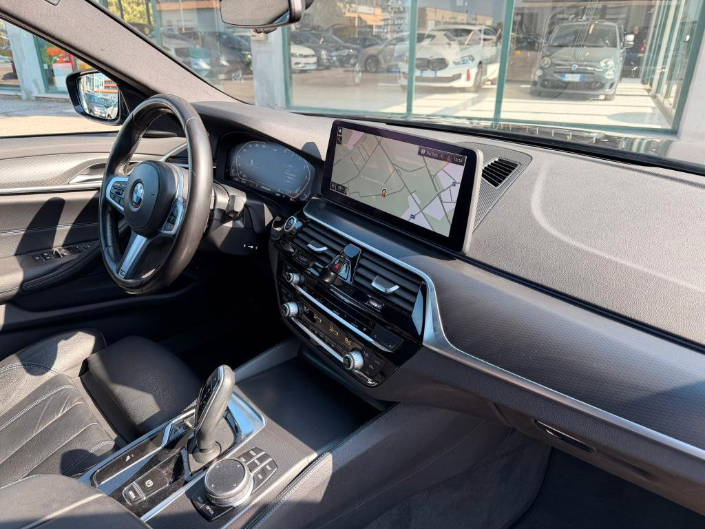 BMW 520 d Touring mhev 48V xdrive Msport auto