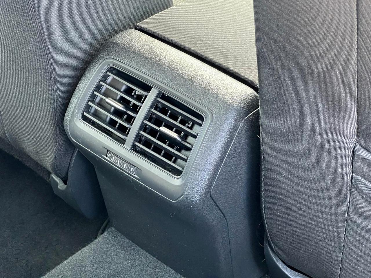 Volkswagen Golf Variant 1.6 TDI 115 CV DSG Executive BlueMotion Tech.