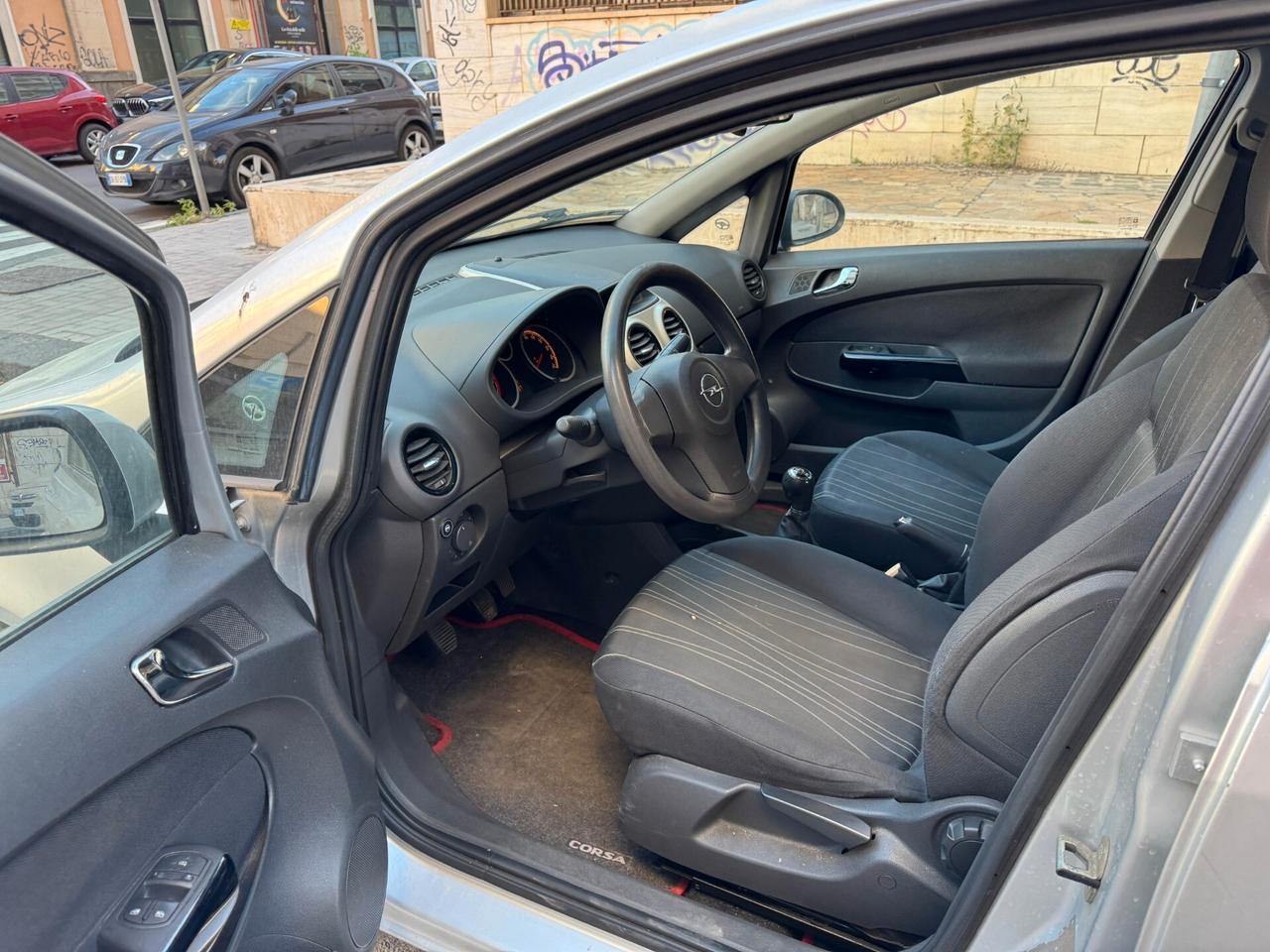 Opel Corsa 1.4 16V 5 porte Enjoy
