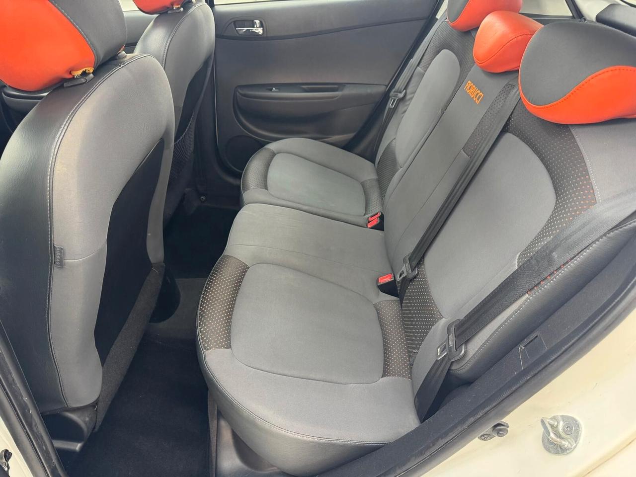 Hyundai i20 1.2 5p. Fiorucci Benzina - Ok Neopatentati