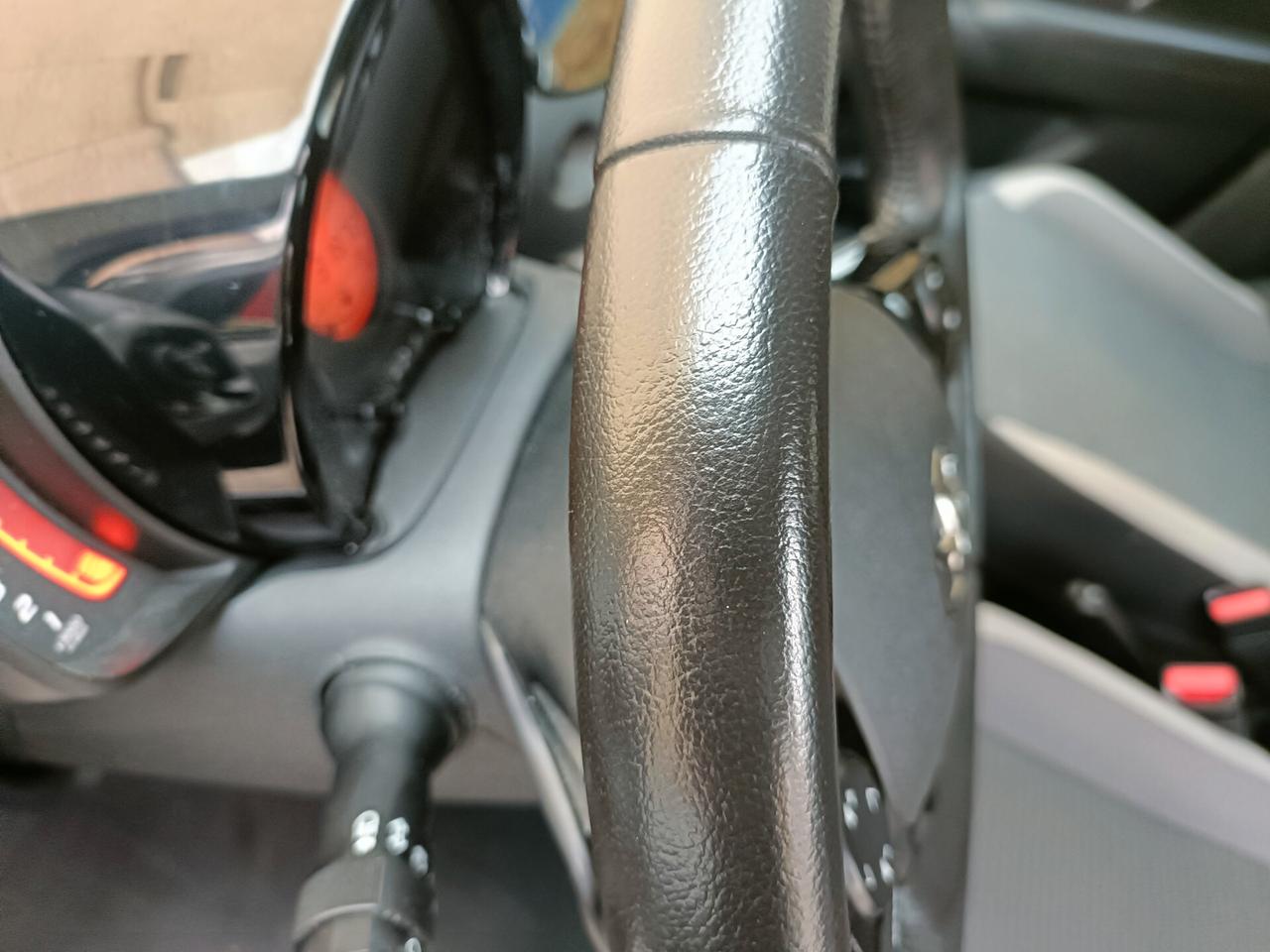 Toyota Aygo Connect 1.0 VVT-i 72 CV 5 porte x-play MMT