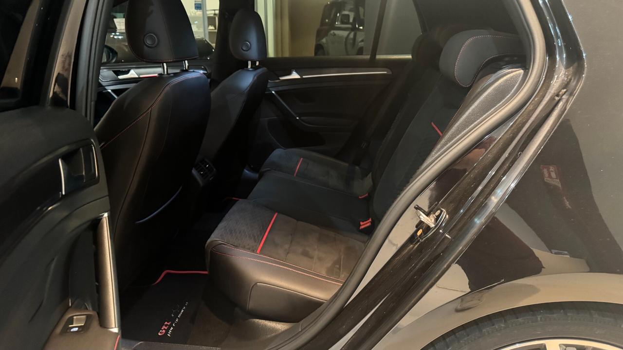 VOLKSWAGEN GOLF GTI 2.0B 245CV - 2019