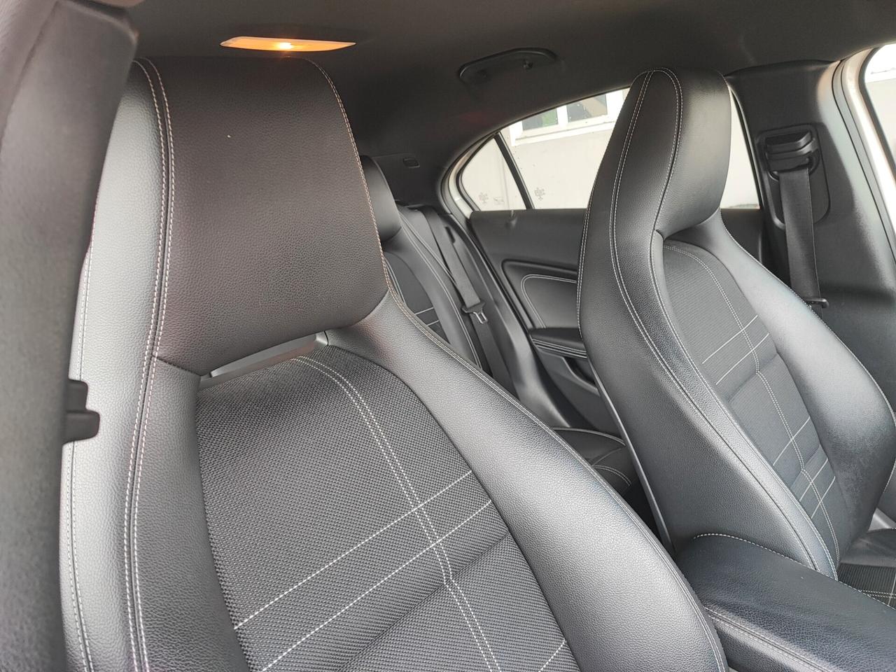 Mercedes-benz A 200 d Automatic Premium