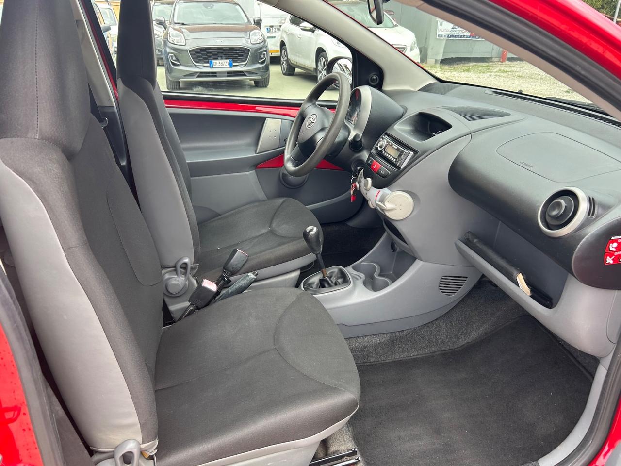 Toyota Aygo 1.0 12V VVT-i 3 porte Sound