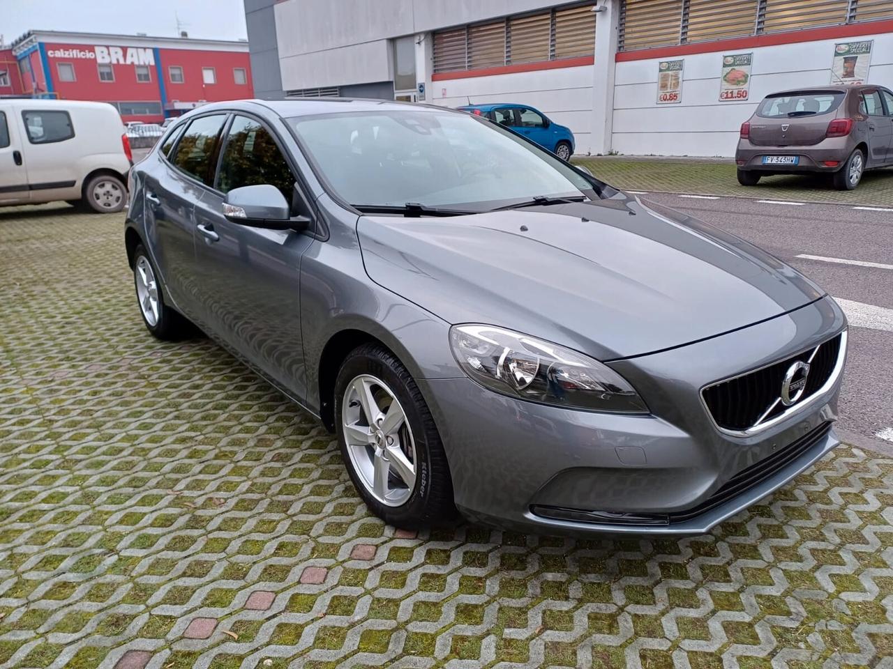 Volvo V40 D2 Geartronic Business