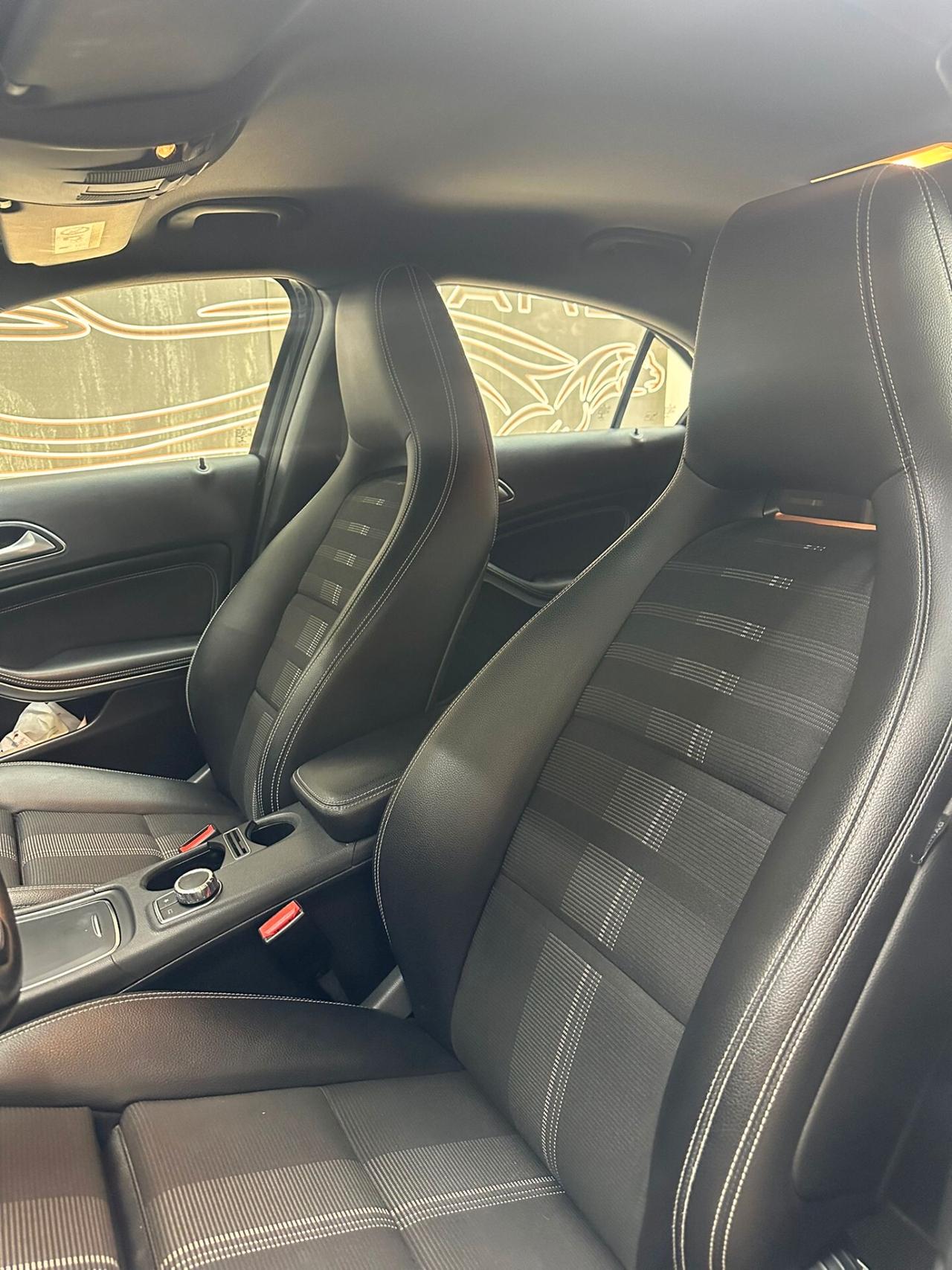 Mercedes-benz A 200 d Automatic Premium