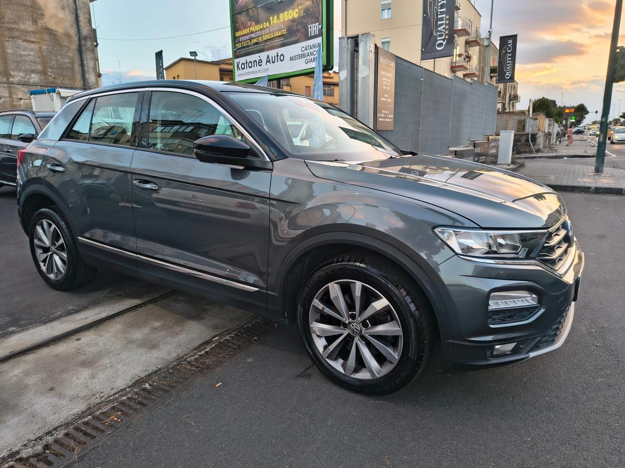 VOLKSWAGEN T-ROC 1.0 BENZINA 110.000 KM ANNO 2018