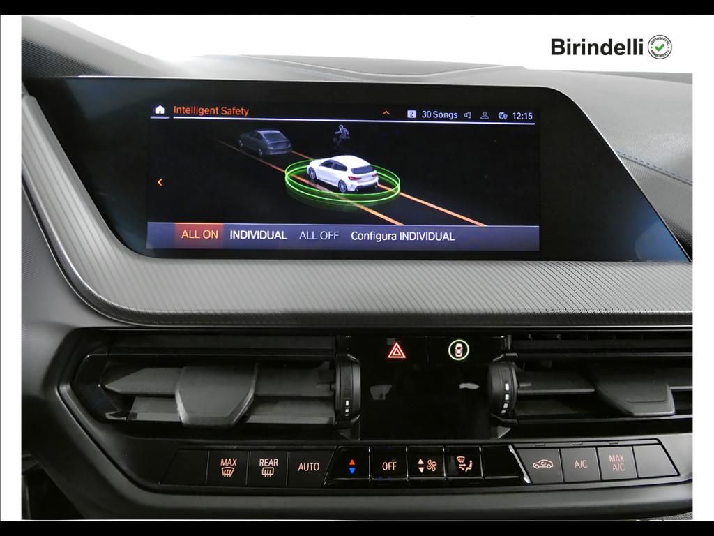 BMW Serie 1 (F40) - 118d 5p. Msport