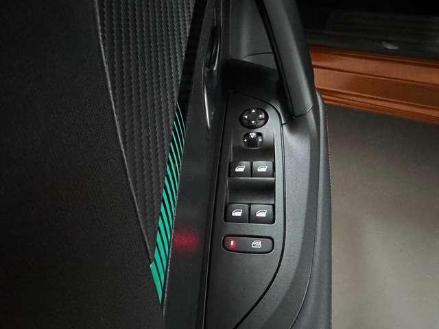 Peugeot 2008 2008 II 2020 1.5 bluehdi Allure Pack s