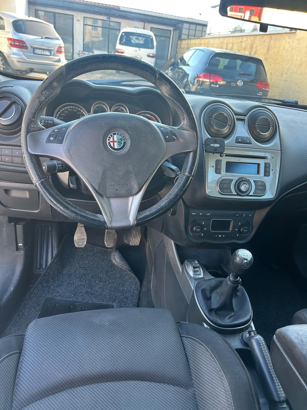 Alfa Romeo MiTo 1.3 JTDm 90 CV Distinctive Sport Pack