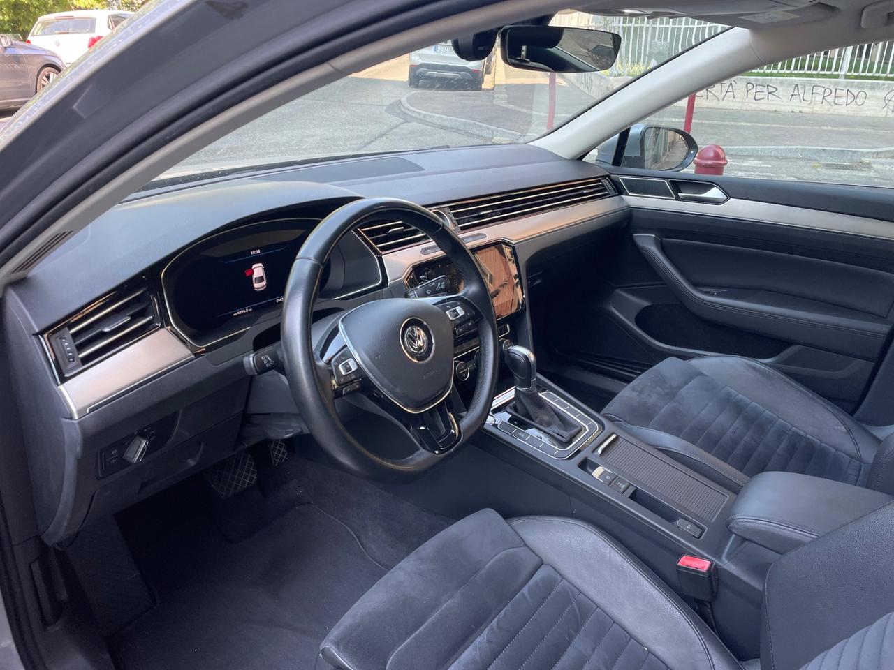 Volkswagen Passat 2.0 TDI 150CV SCR DSG Executive BMT