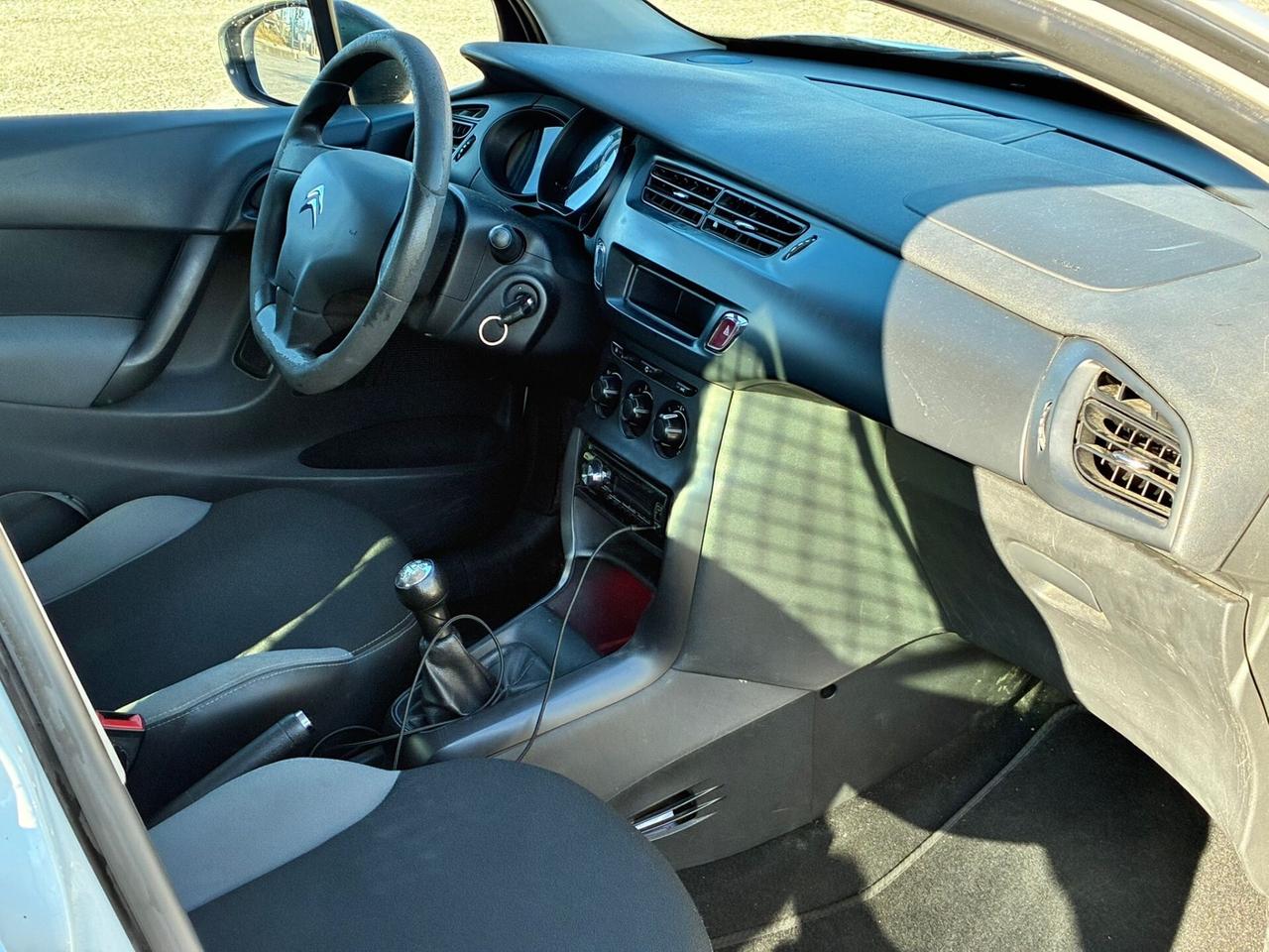 Citroen C3 BlueHDi 75 Van Attraction 2015