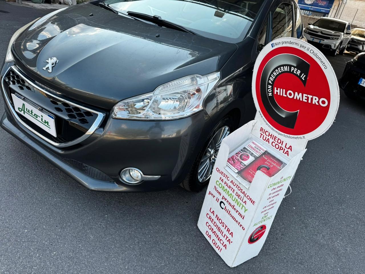 Peugeot 208 1.4 e-HDi 68 CV S&S robotizzato 3 porte Active