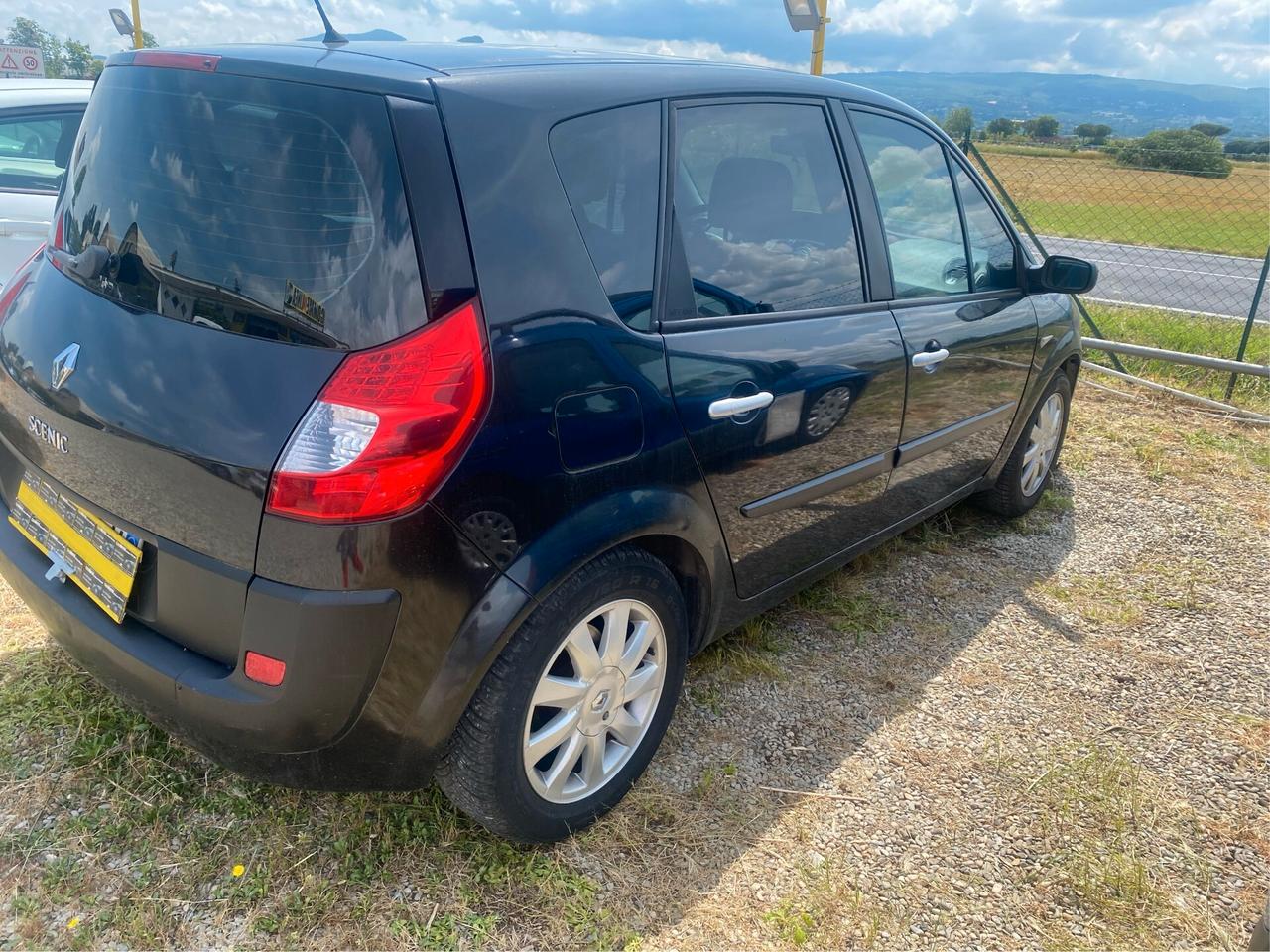 Renault Scenic Scénic 1.9 dCi/130CV Conquest