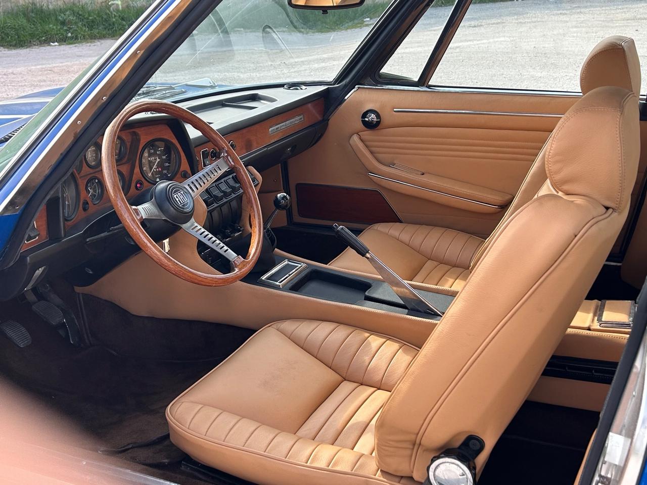 Fiat Dino 2400 coupé