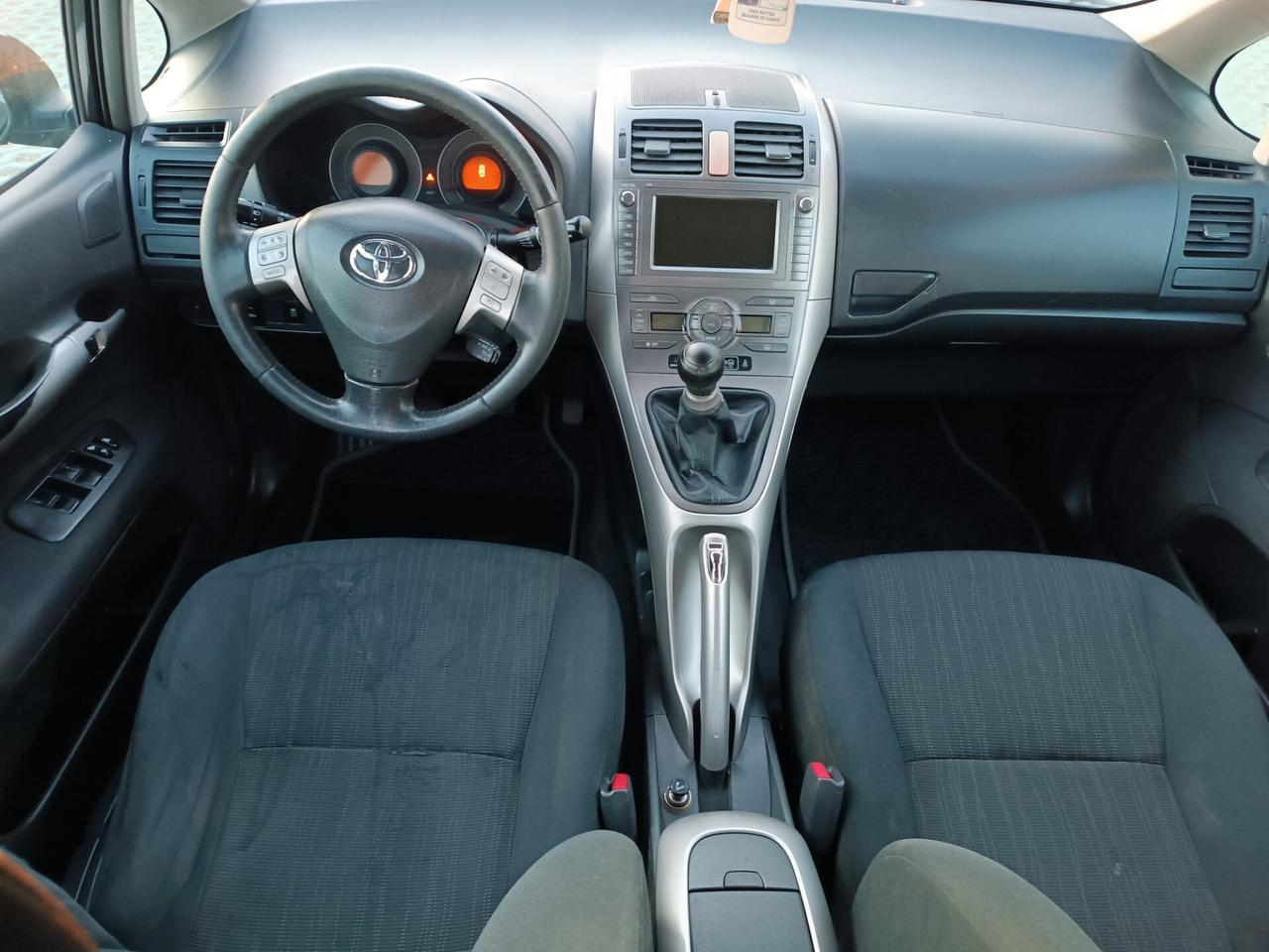 Toyota Auris 1.6 M-MT 5 porte Sol