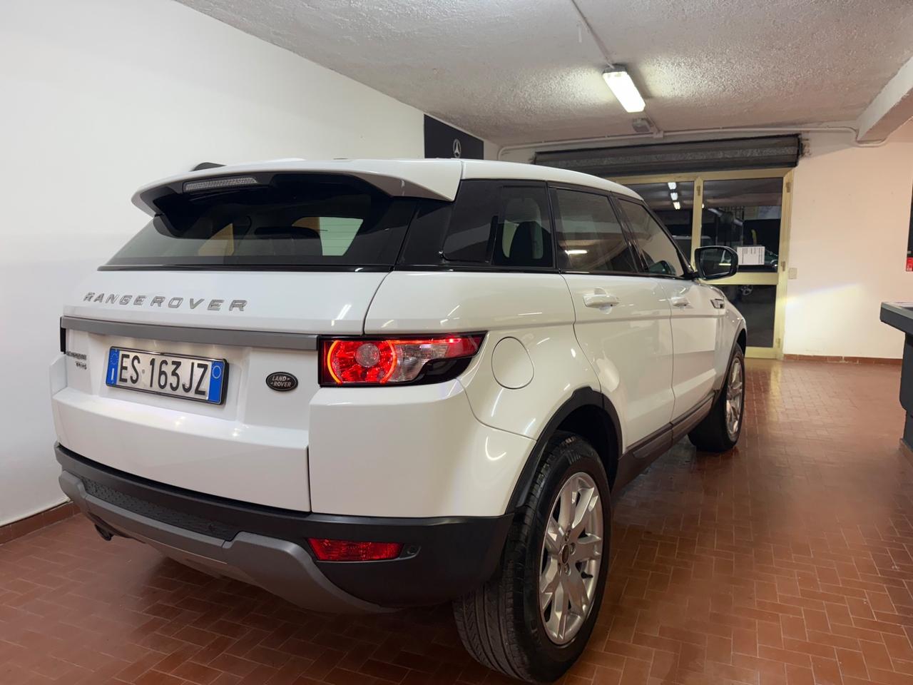 Land Rover Range Evoque 2.2 TD4 5p. Prestige