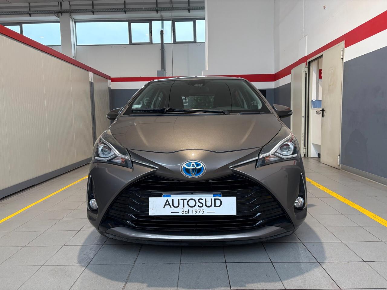 Toyota Yaris 1.5 Hybrid Trend Platinum Edition