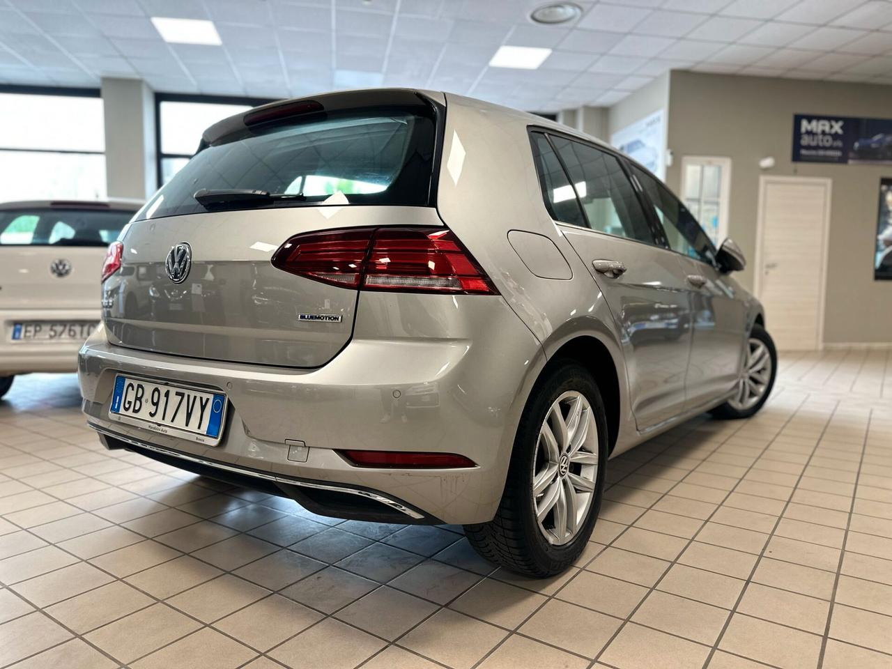 Volkswagen Golf Variant 1.5 TGI DSG Style