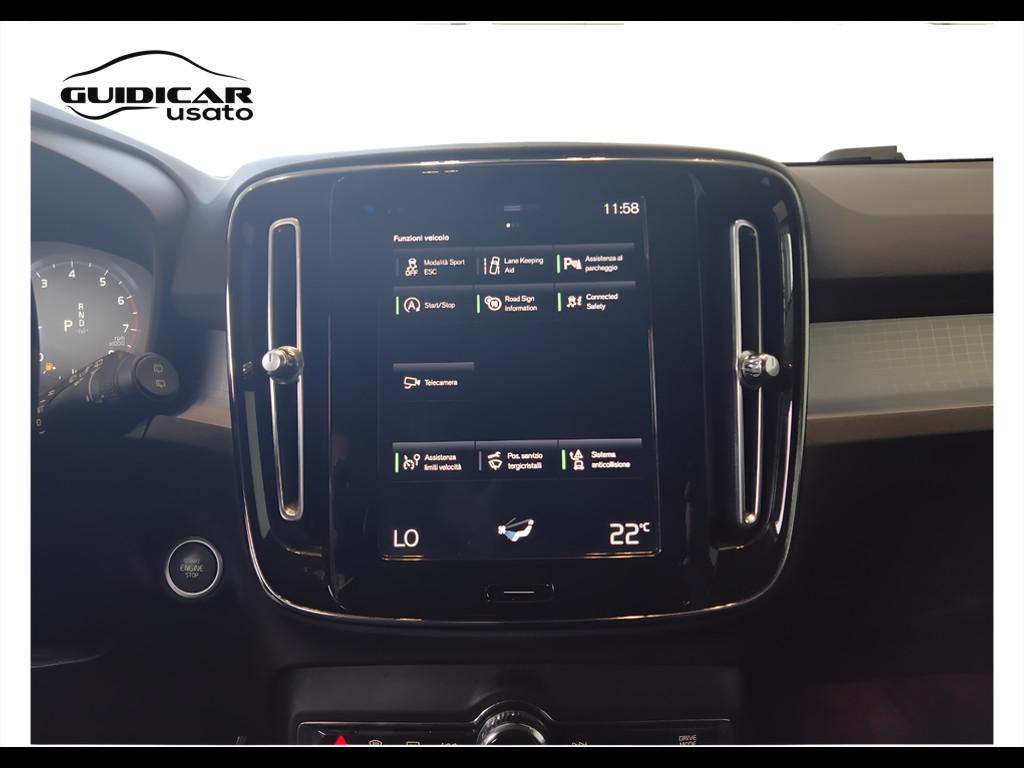 VOLVO XC40 - XC40 1.5 t2 Momentum Pro auto my21