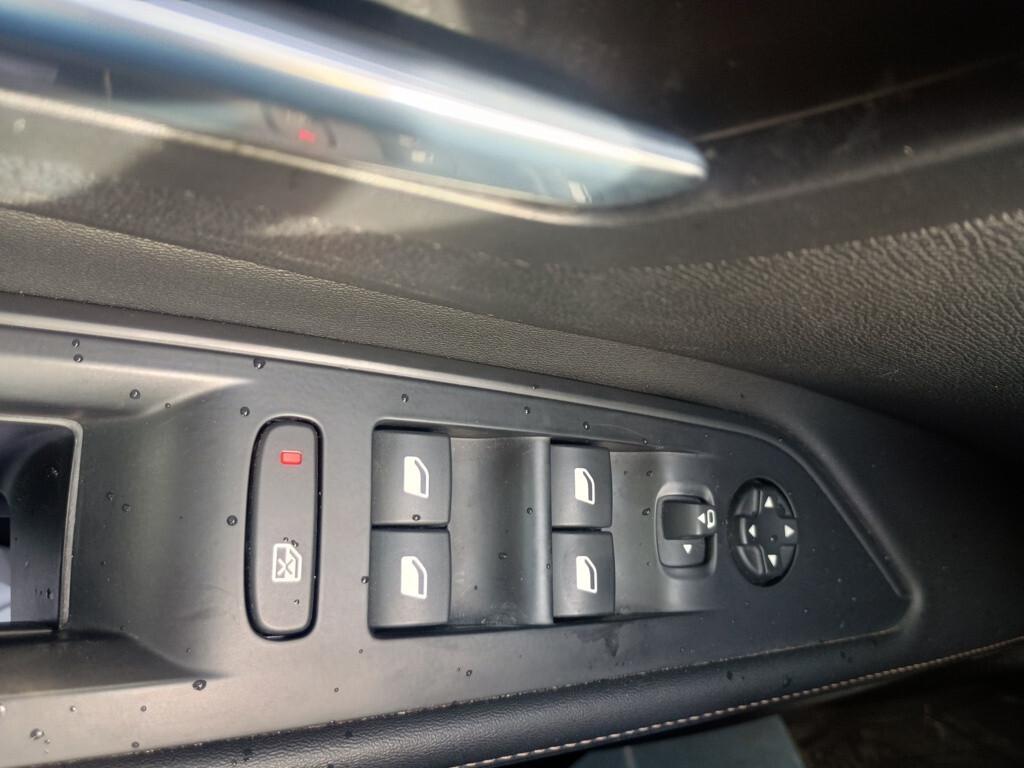 Peugeot 5008 1.5 BlueHDi 130cv EAT8 Active Pack