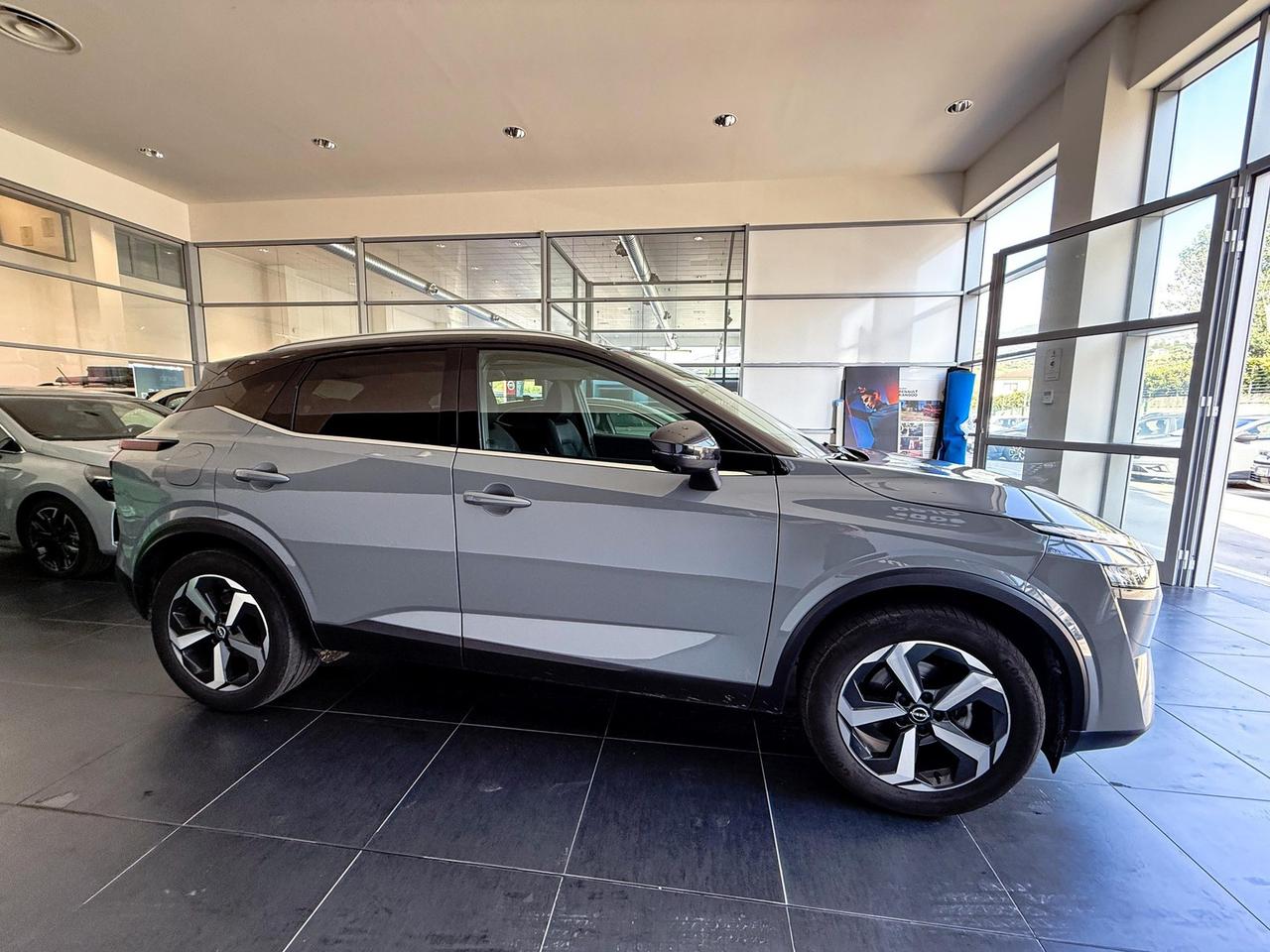 Nissan Qashqai 1.3 mhev n-connecta 2wd 140cv