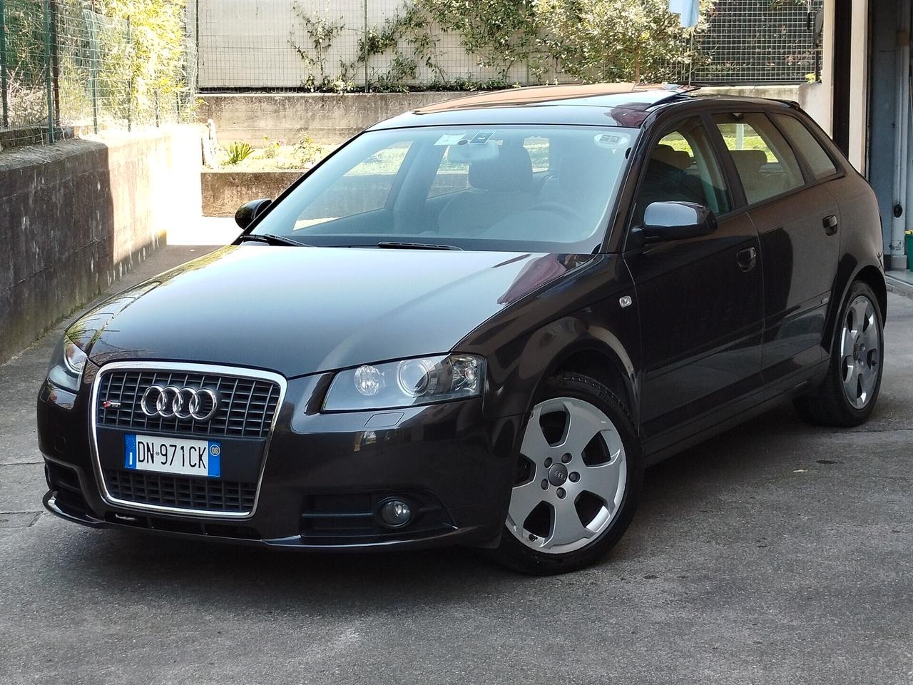 Audi A3 SPB 2.0 TDI 140cv / Tettuccio / Unipro
