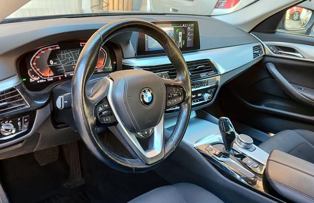 BMW 520 d xDrive Touring Sport *SENZA VINCOLO FINANZIAM