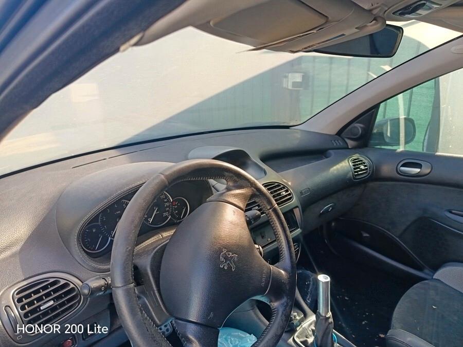 Peugeot 206 2.0 16V 3p. RC