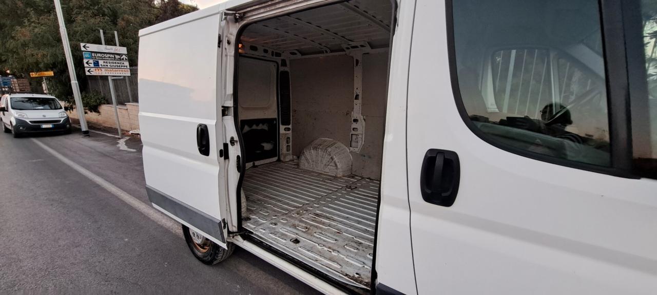 FIAT DUCATO 2.2 GASOLIO -PORTATA 1080 KG-2010