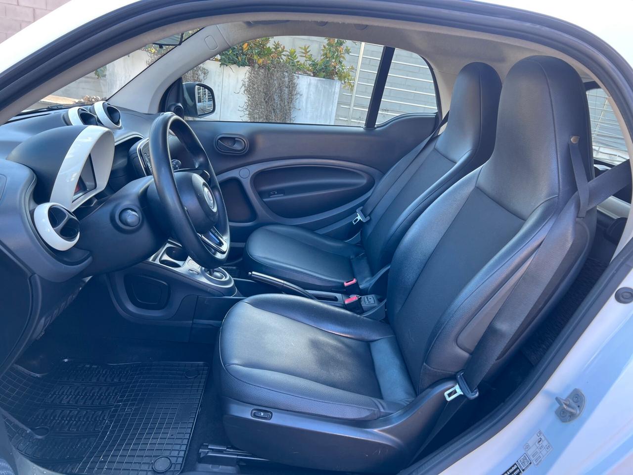 Smart ForTwo 1.0 Passion 71cv twinamic AUTOM. TETTO PANPELLE