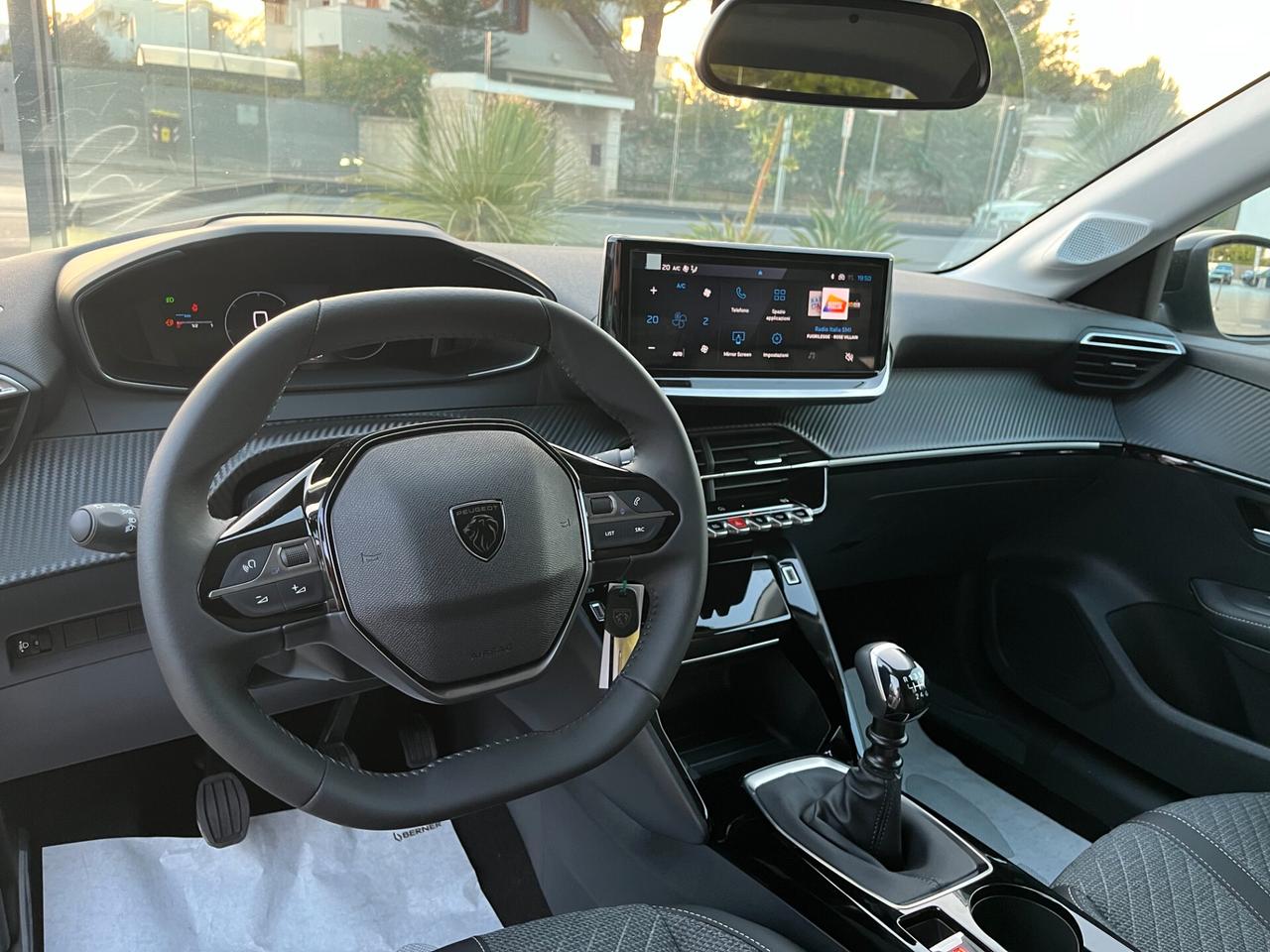 Peugeot 208 PureTech 100 Stop&Start 5 porte Allure Km0