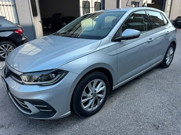 Volkswagen Polo 1.0 TSI DSG Style*EURO6*NEOPATENTATI