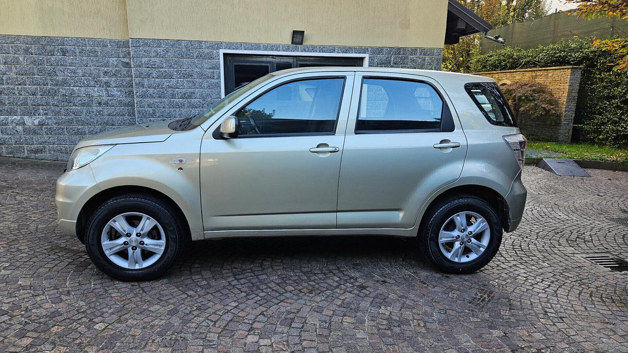 Daihatsu Terios 1.3 4WD Benzina