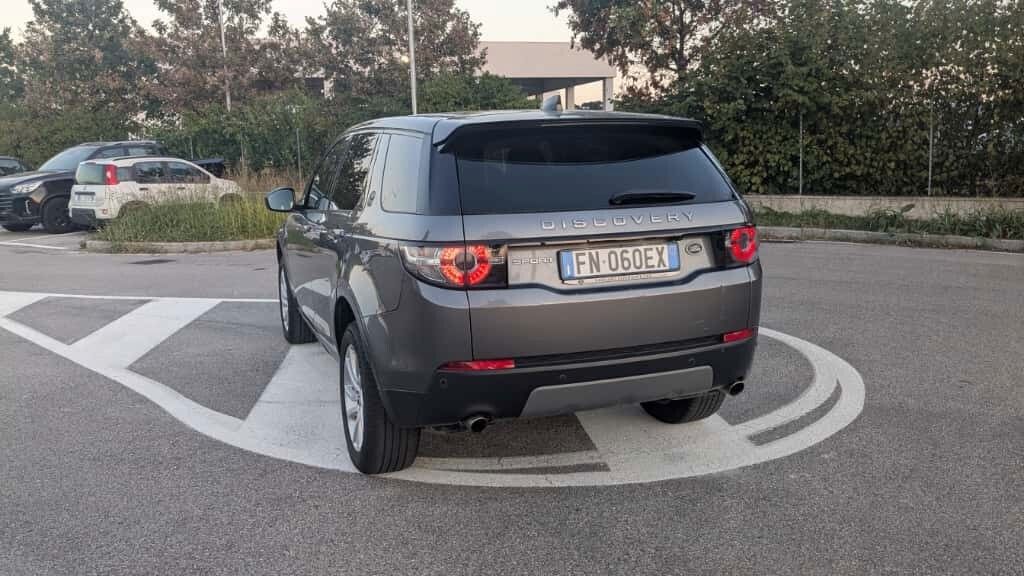 Land Rover Discovery Sport 2018 photo 5