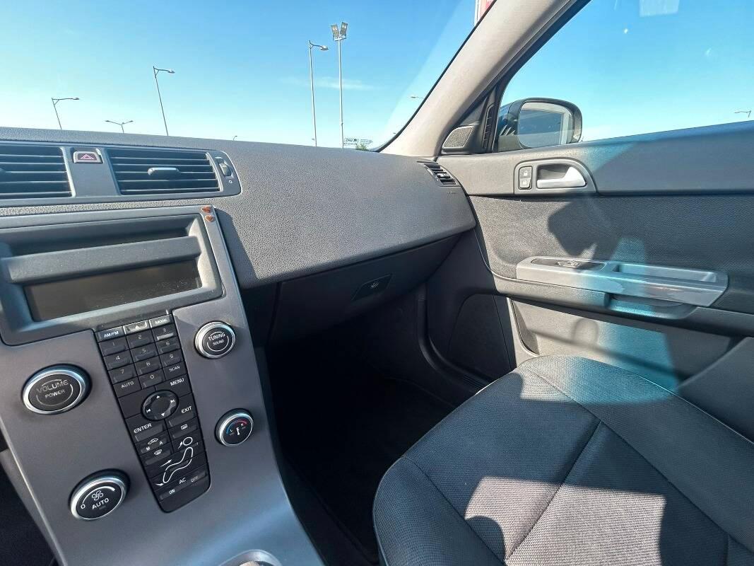 Volvo V50 1.8 flexifuel Kinetic