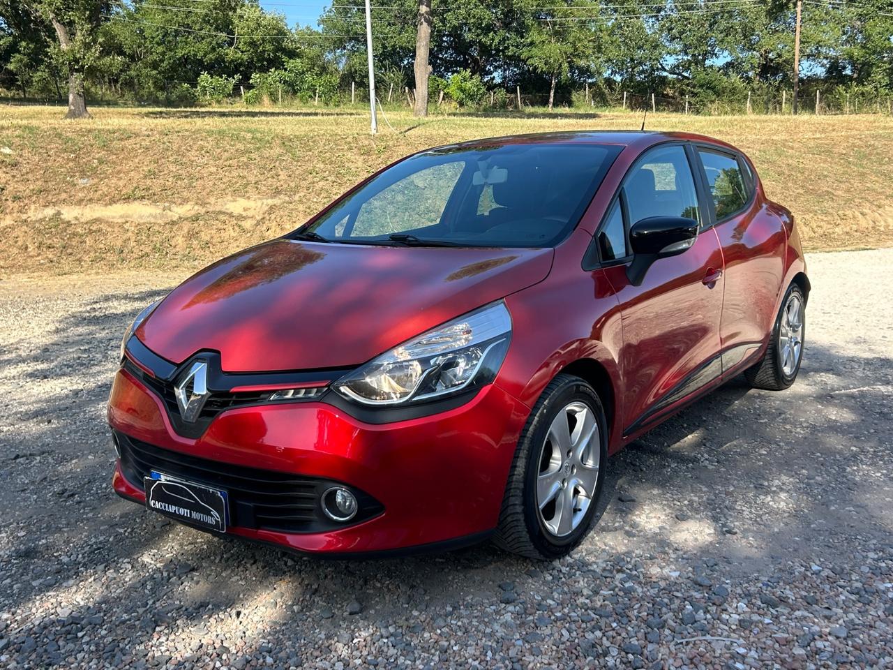 Renault Clio 1.2 75CV 5 porte Live neopatentati permute