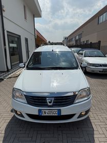 Dacia Logan MCV 1.5 dCi 90CV 5 posti Embleme