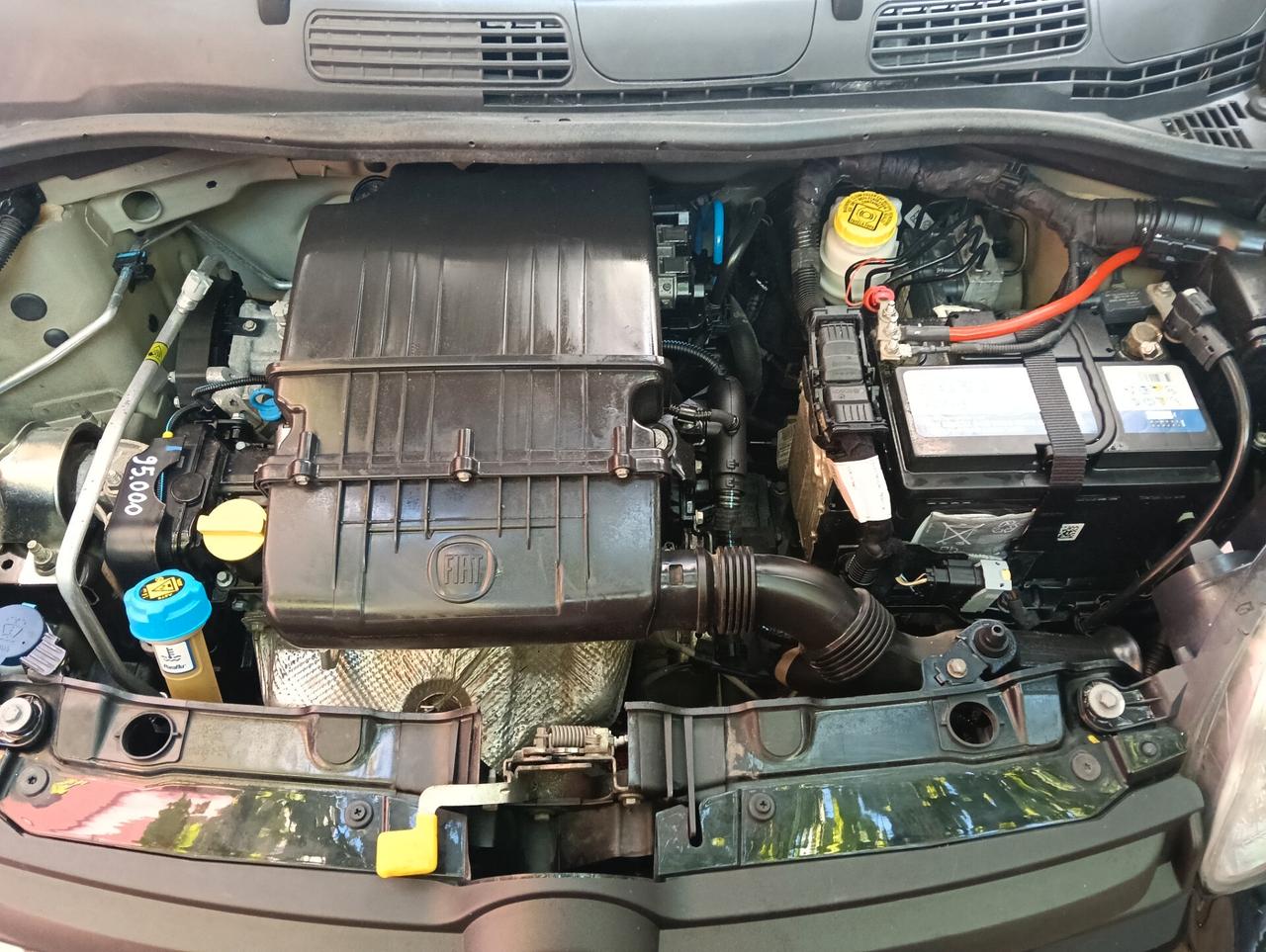 Fiat Panda 1.2 Lounge Uniprop. Full .Opt. EURO 6 DA ESPOSIZIONE
