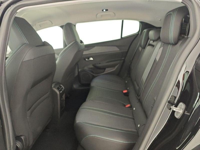 Peugeot 408 Hybrid 145 e-DCS6 Allure
