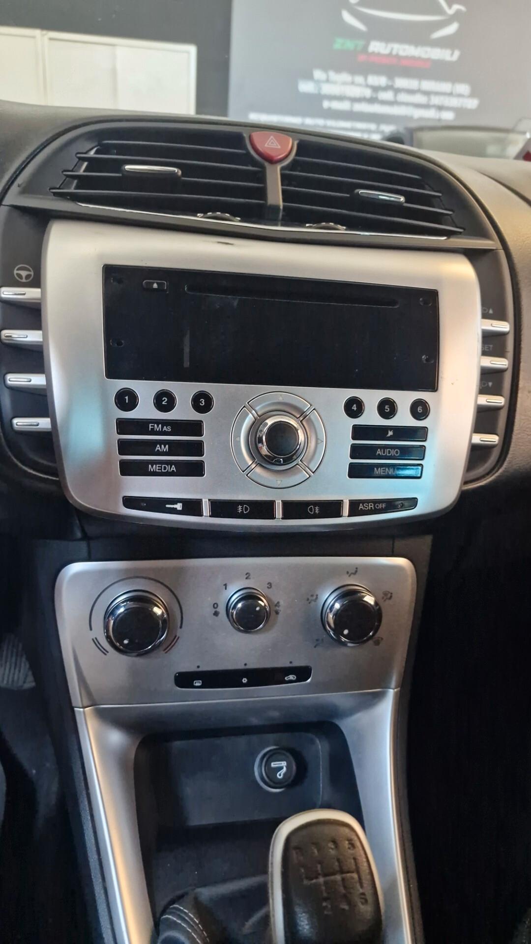 Lancia Delta 1.6 MJT DPF Silver