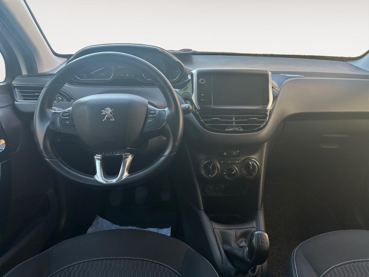 Peugeot 208 82cv 5 porte Allure