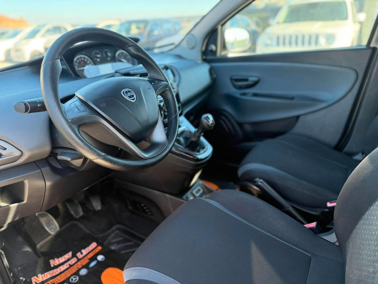 Lancia Ypsilon 1.3 Mjt 95cv 5porte Gold 2016