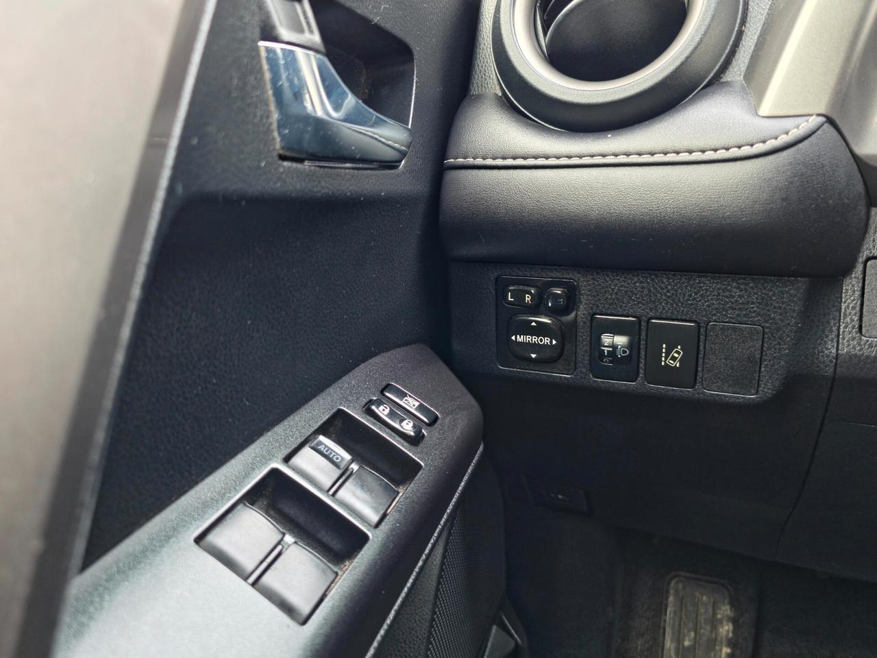 Toyota RAV 4 RAV4 2.5 Hybrid 2WD Active 2017-E6B Automatica