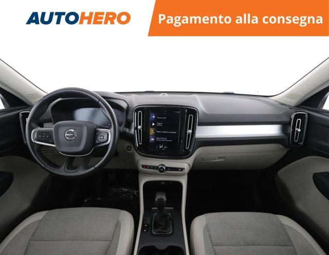 VOLVO XC40 D3 AWD Momentum Pro