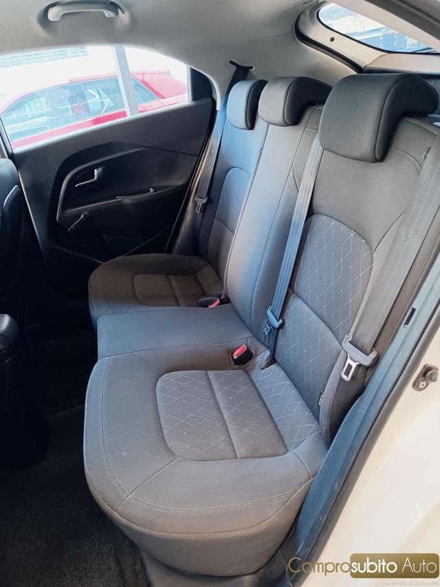 KIA Rio 1.1 CRDi 5p. Cool